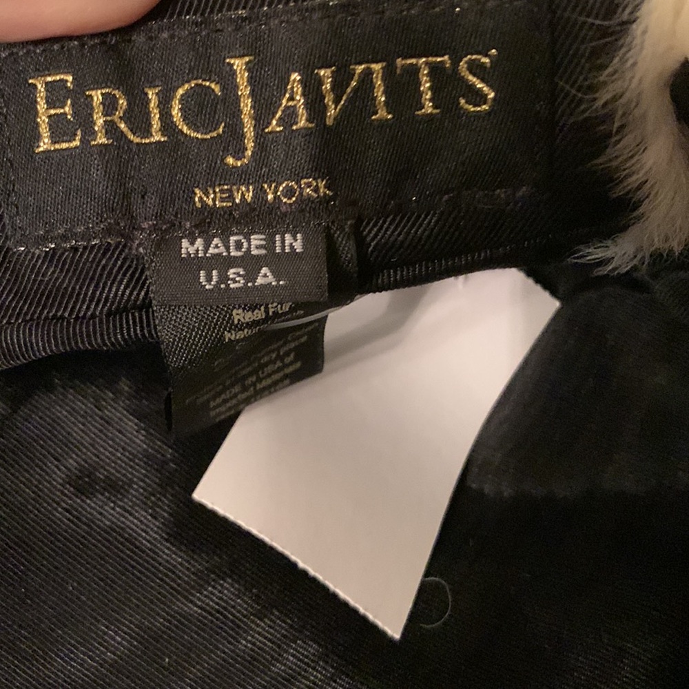 ERIC JAVITS PERSIAN CAP IN OFF WHITE ITALIAN LAMB FUR WITH LOGO BUCKLE PACKABLE - Picture 13 of 15